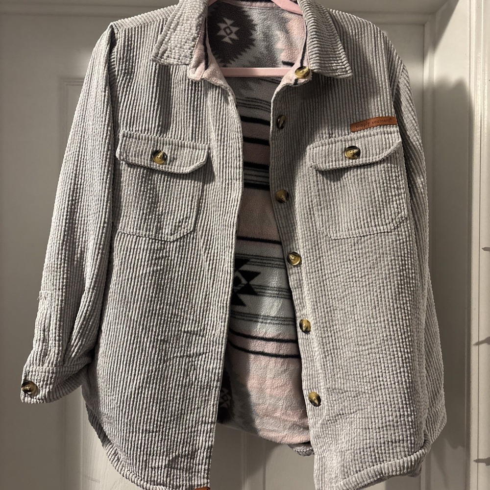 Simply Southern Oversized Reversible Gray Corduroy /Tribe Print Fleece Shacket S